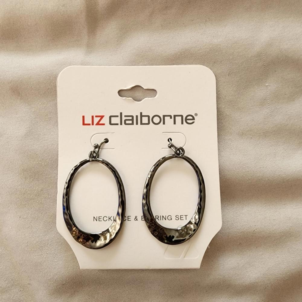 Silver Oval Pendant/Earrings Set - Picture 7 of 10